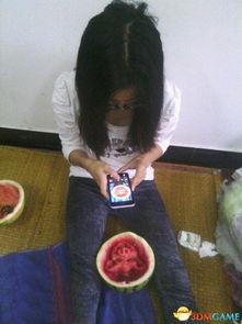 吃瓜娱乐图片搞笑图,搞笑图鉴，带你领略吃瓜乐趣